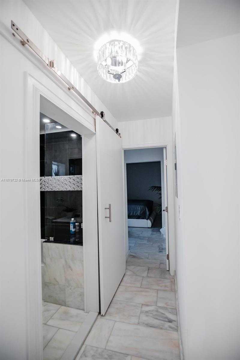 Small Image of 312 NORTH EAST 108TH ST, Miami Number 6