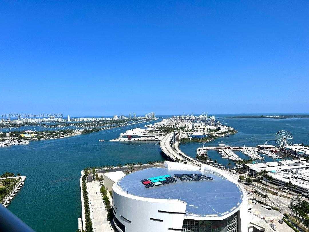 Small Image of 888 BISCAYNE BLVD #3703, Miami Number 6