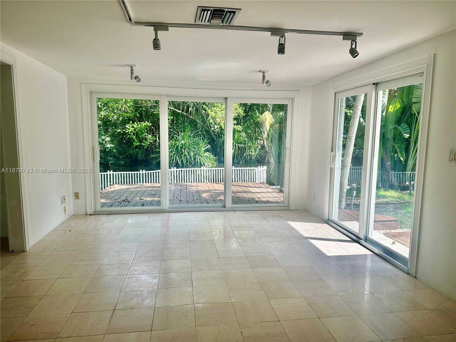 Small Image of 22 SOUTH EAST 11TH ST #22, Fort Lauderdale Number 12