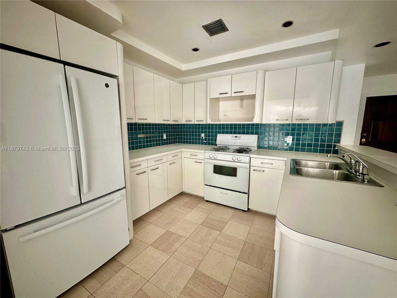 Small Image of 22 SOUTH EAST 11TH ST #22, Fort Lauderdale Number 13