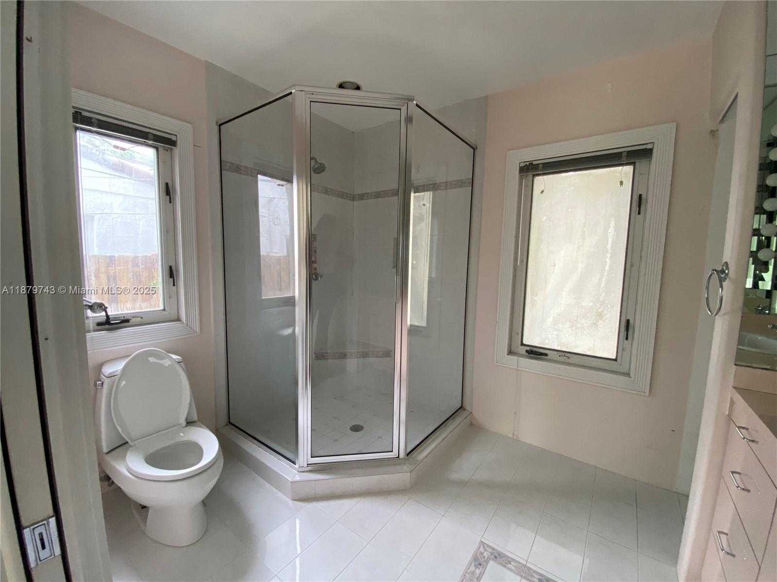 Small Image of 22 SOUTH EAST 11TH ST #22, Fort Lauderdale Number 18