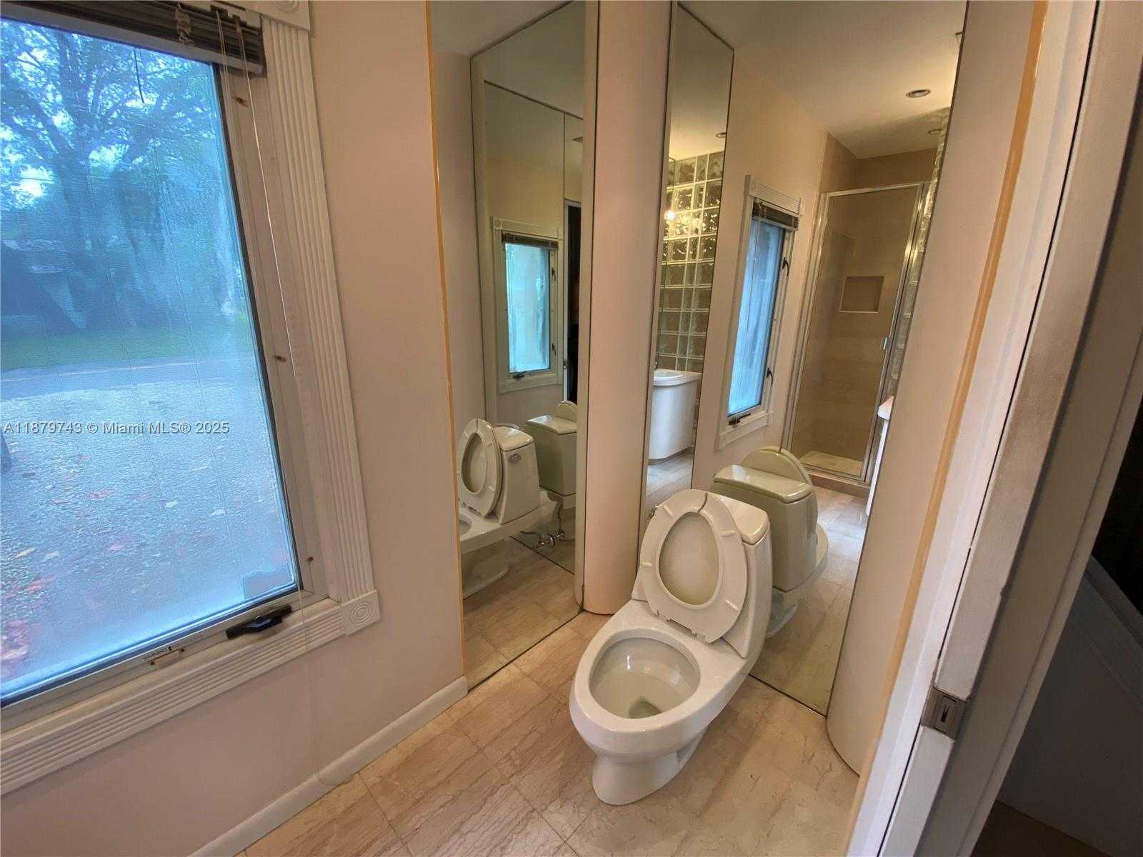 Small Image of 22 SOUTH EAST 11TH ST #22, Fort Lauderdale Number 19