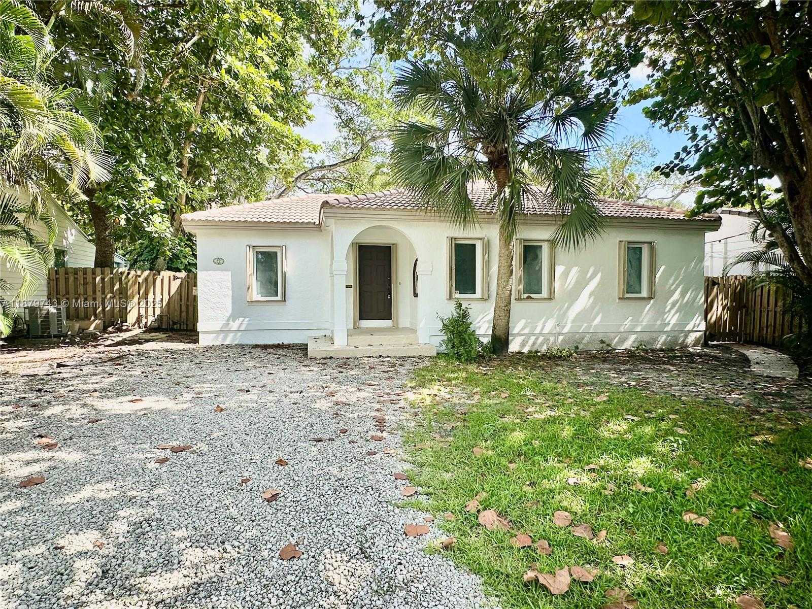 Small Image of 22 SOUTH EAST 11TH ST #22, Fort Lauderdale Number 2