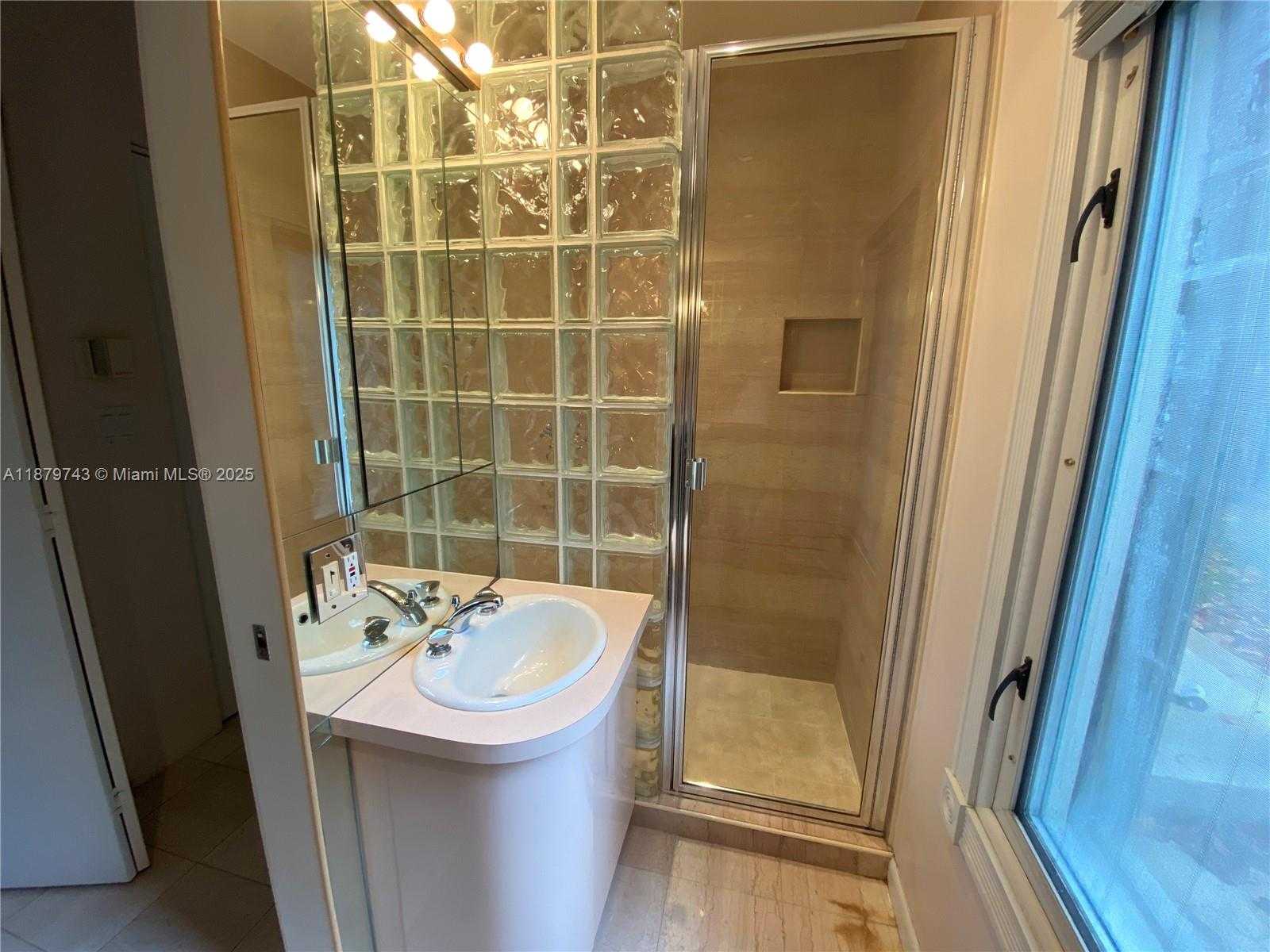 Small Image of 22 SOUTH EAST 11TH ST #22, Fort Lauderdale Number 20