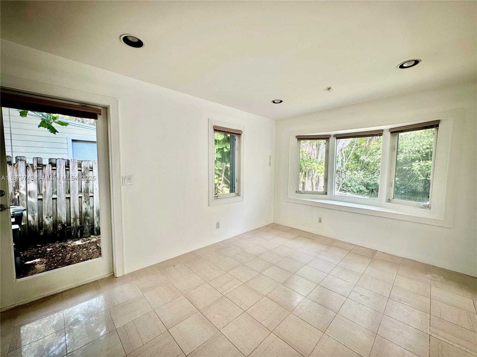 Small Image of 22 SOUTH EAST 11TH ST #22, Fort Lauderdale Number 7