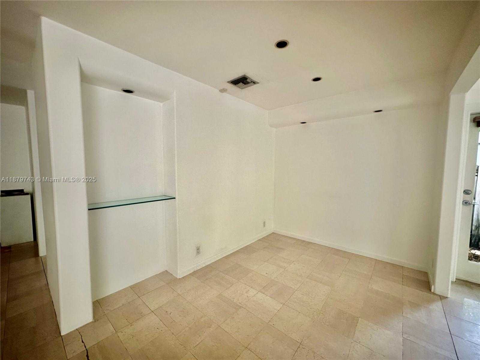 Small Image of 22 SOUTH EAST 11TH ST #22, Fort Lauderdale Number 8