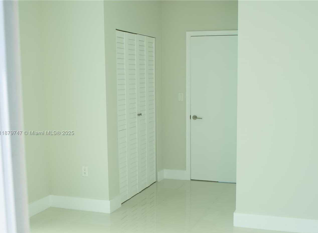 Small Image of 7928 EAST DR #701, North Bay Village Number 11