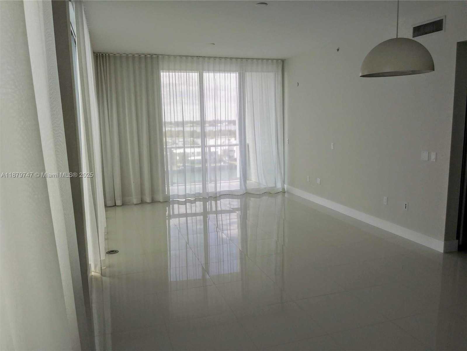 Small Image of 7928 EAST DR #701, North Bay Village Number 3