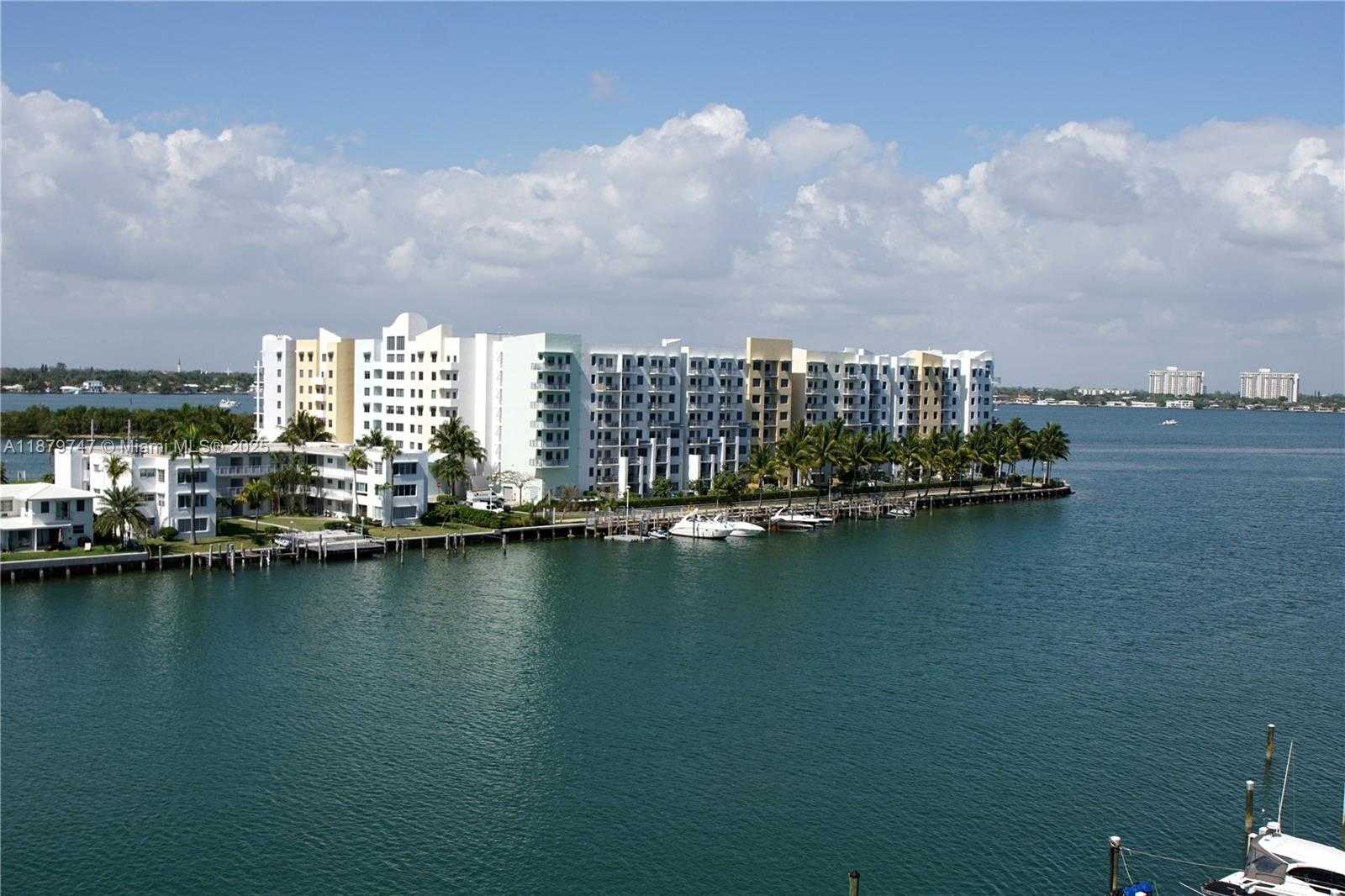 Small Image of 7928 EAST DR #701, North Bay Village Number 4