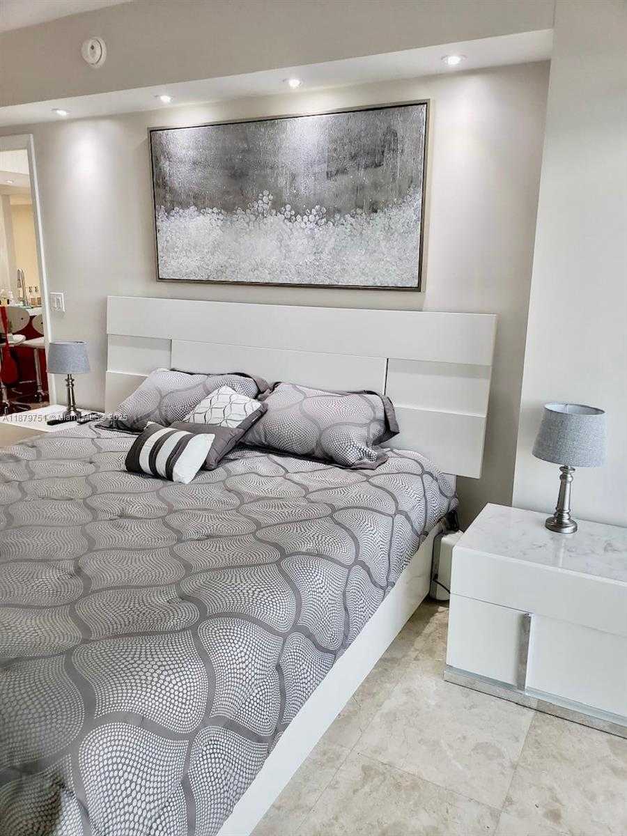 Small Image of 1830 SOUTH OCEAN DR #3910, Hallandale Beach Number 10