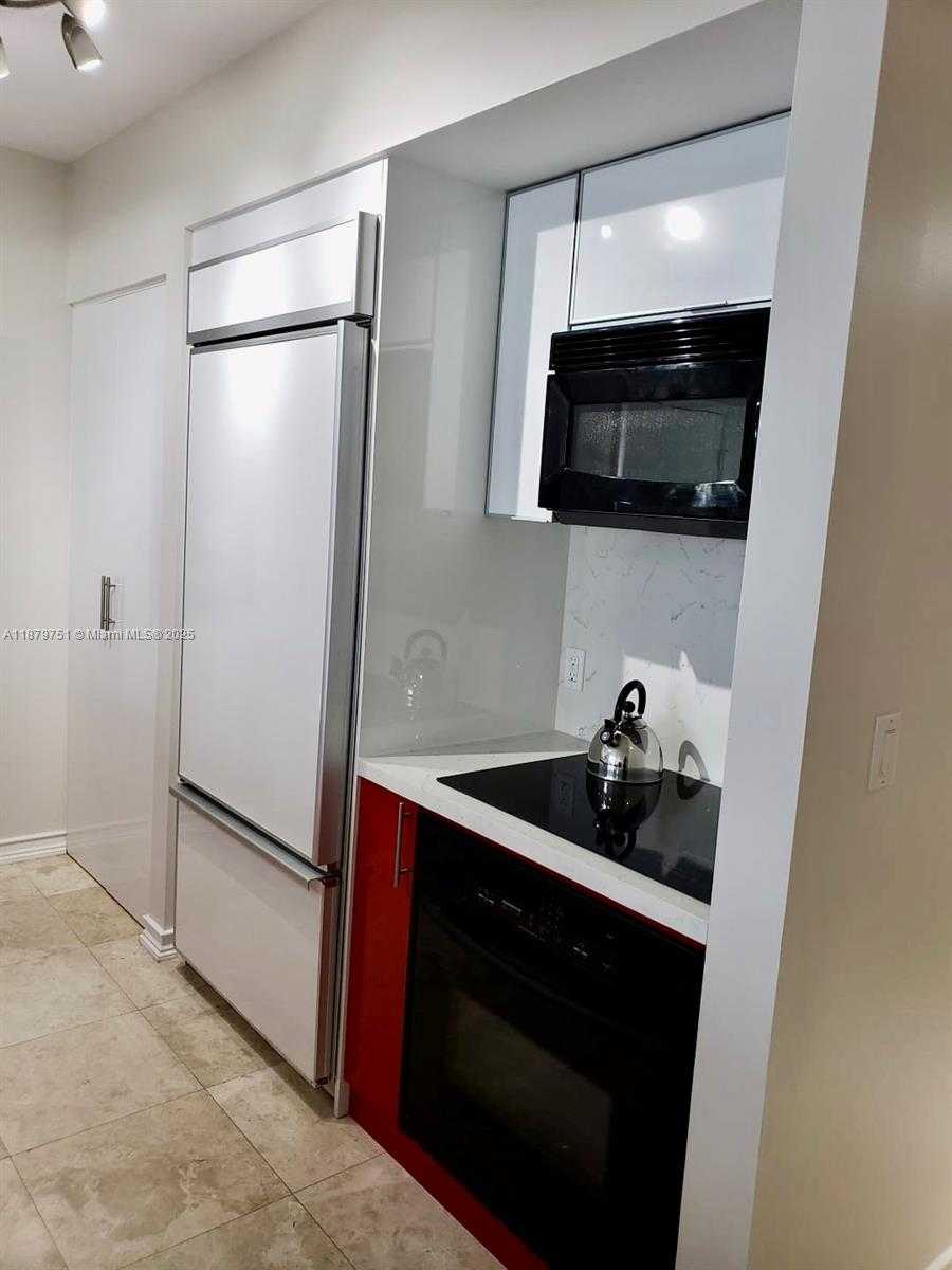 Small Image of 1830 SOUTH OCEAN DR #3910, Hallandale Beach Number 14