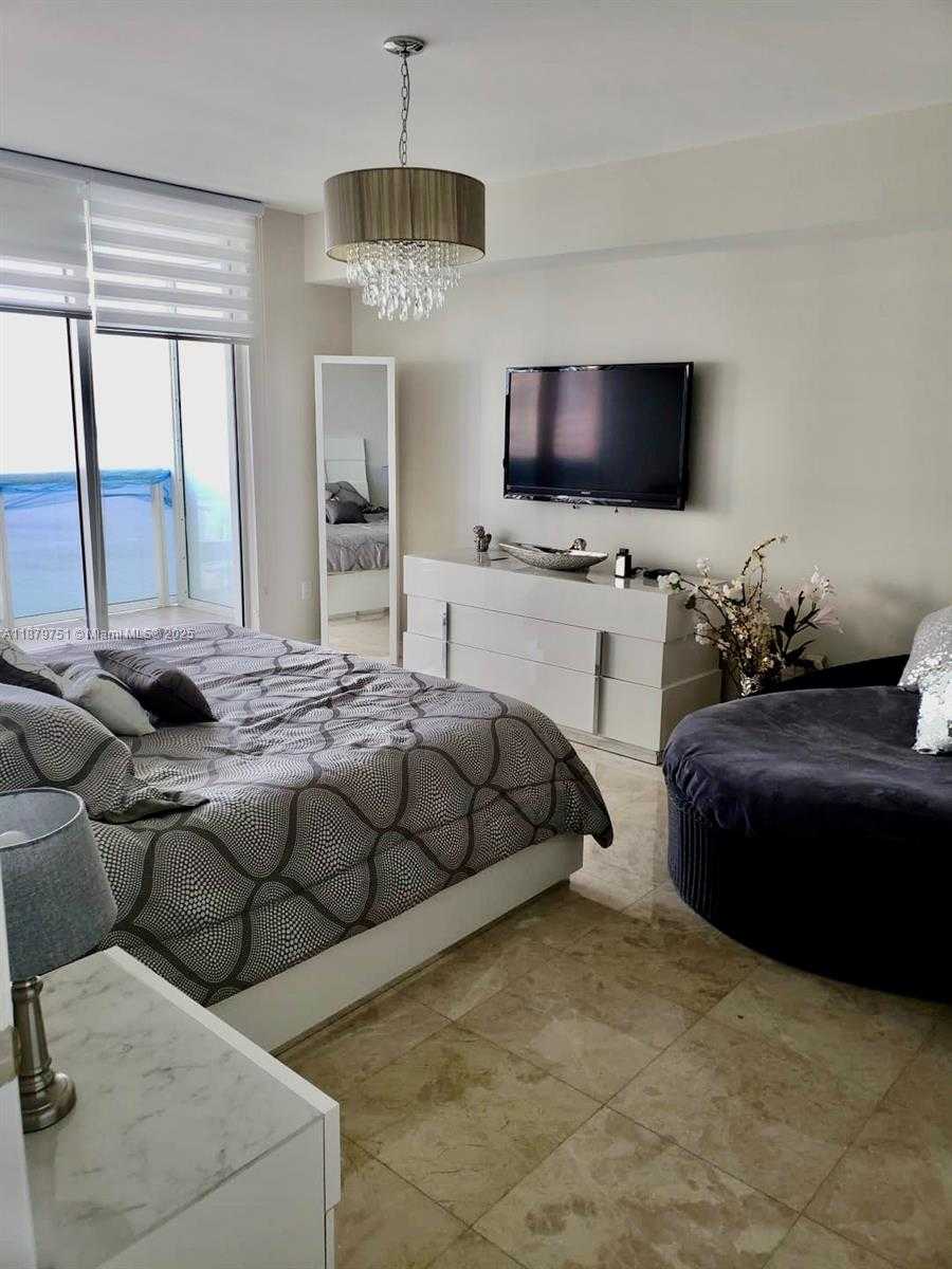Small Image of 1830 SOUTH OCEAN DR #3910, Hallandale Beach Number 8
