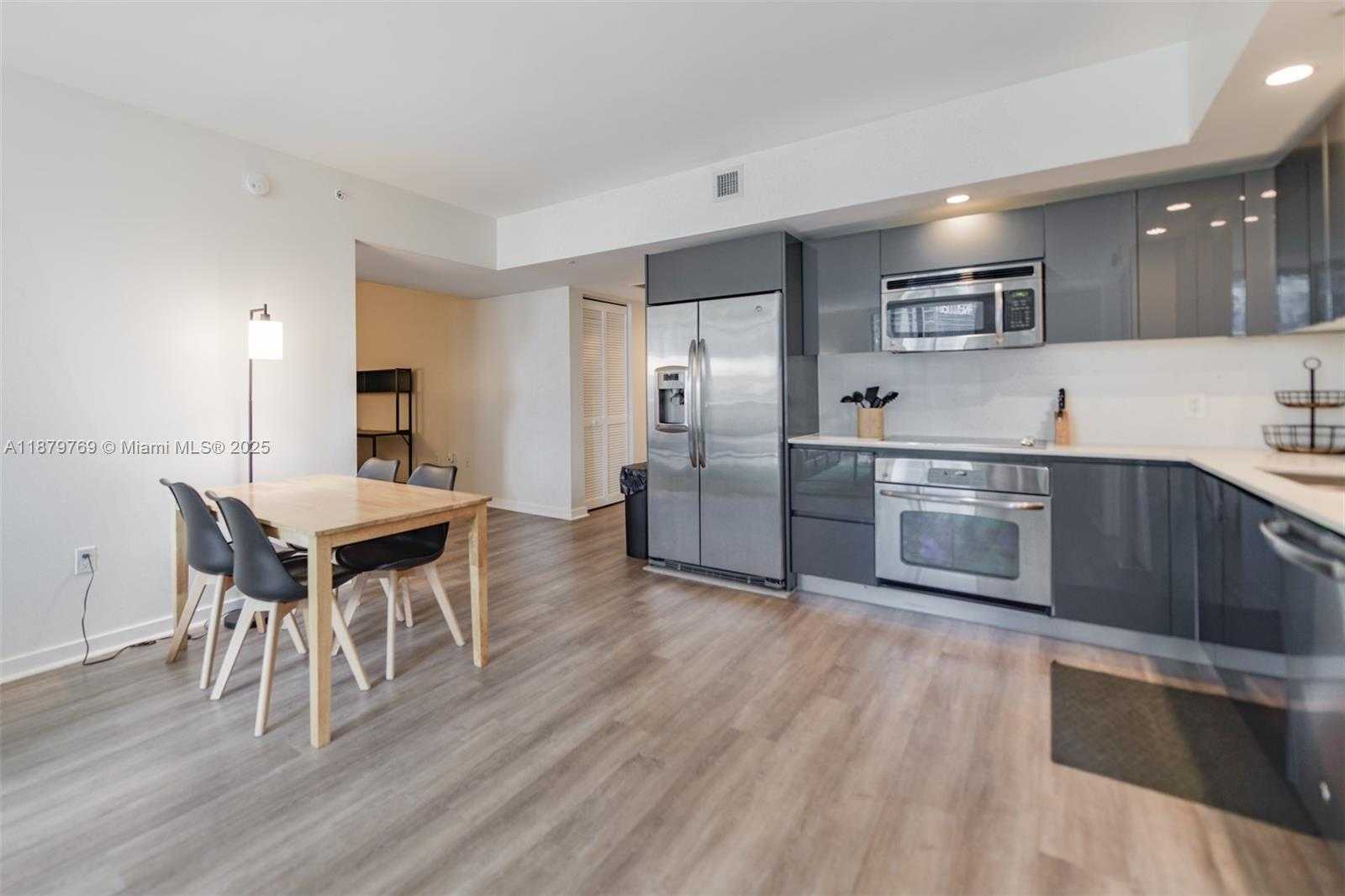 Small Image of 31 SOUTH EAST 6TH ST #1807, Miami Number 10