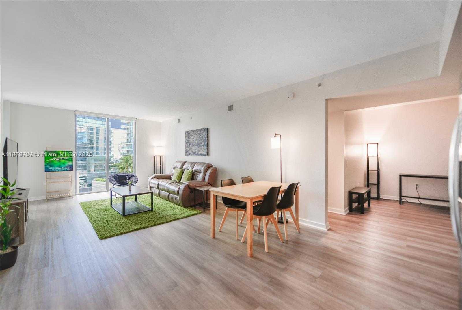 Small Image of 31 SOUTH EAST 6TH ST #1807, Miami Number 2