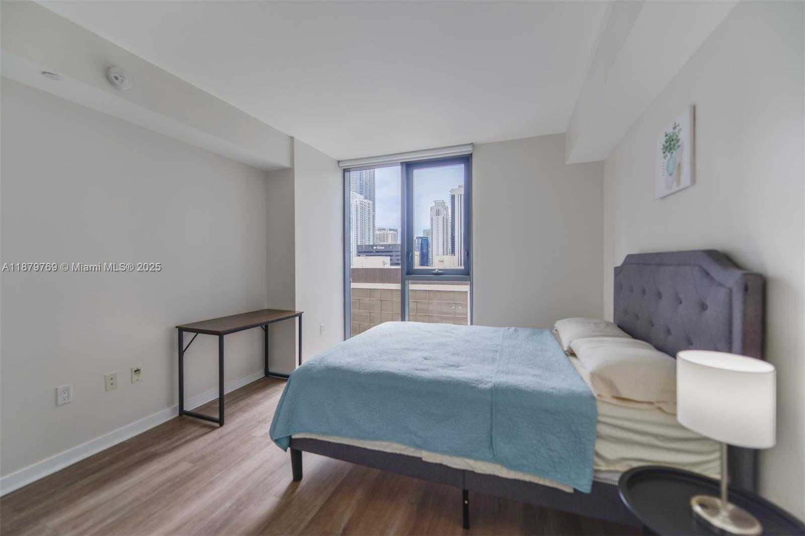 Small Image of 31 SOUTH EAST 6TH ST #1807, Miami Number 22