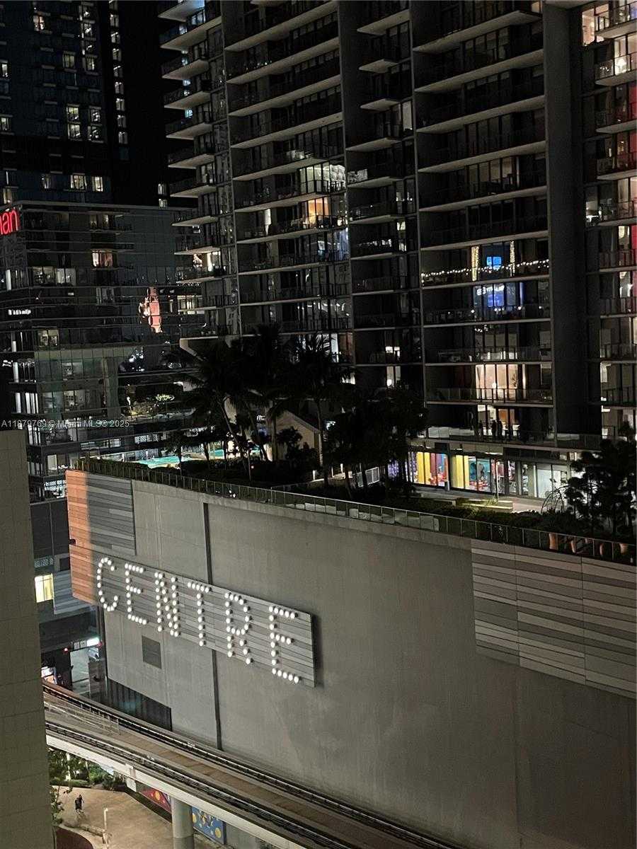Small Image of 31 SOUTH EAST 6TH ST #1807, Miami Number 44