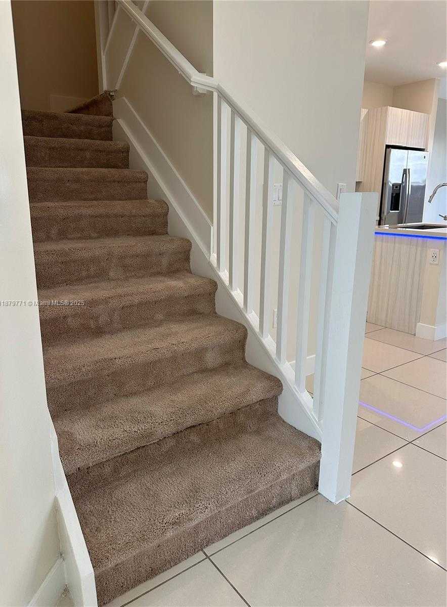 Small Image of 15839 NORTH WEST 91 COURT, Miami Lakes Number 11