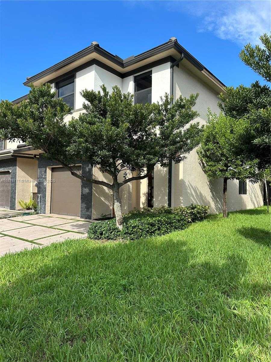 Small Image of 15839 NORTH WEST 91 COURT, Miami Lakes Number 2