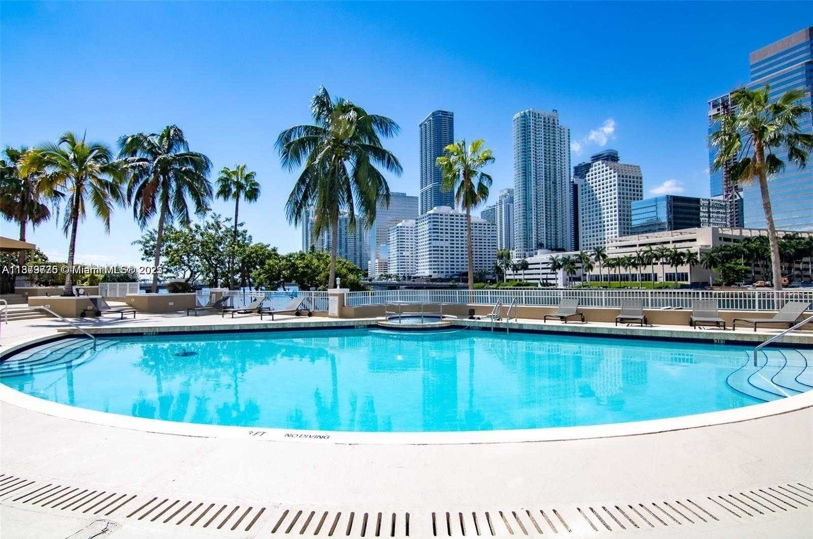Small Image of 701 BRICKELL KEY BLVD #LPH-10, Miami Number 11