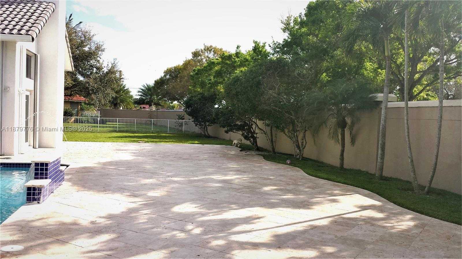 Small Image of 671 NORTH WEST 101ST TER, Plantation Number 23