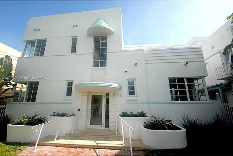 Small Image of 1321 PENNSYLVANIA AV #6, Miami Beach Number 10