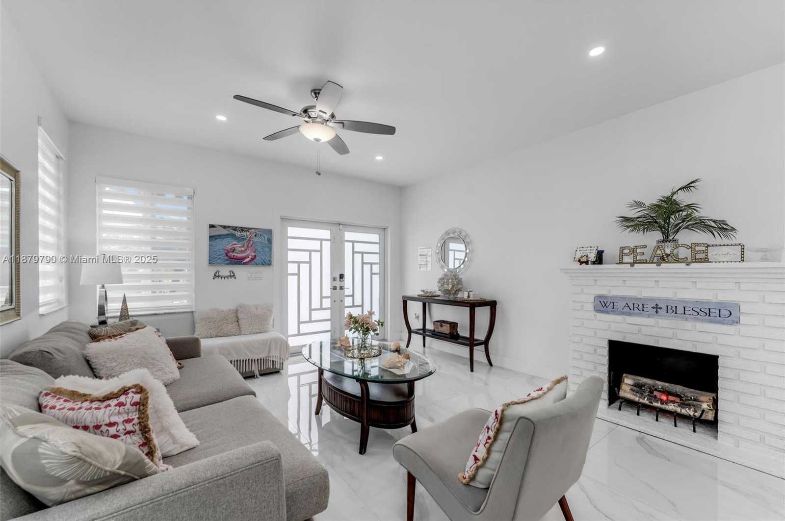 Small Image of 15740 SOUTH WEST 141ST ST, Miami Number 2