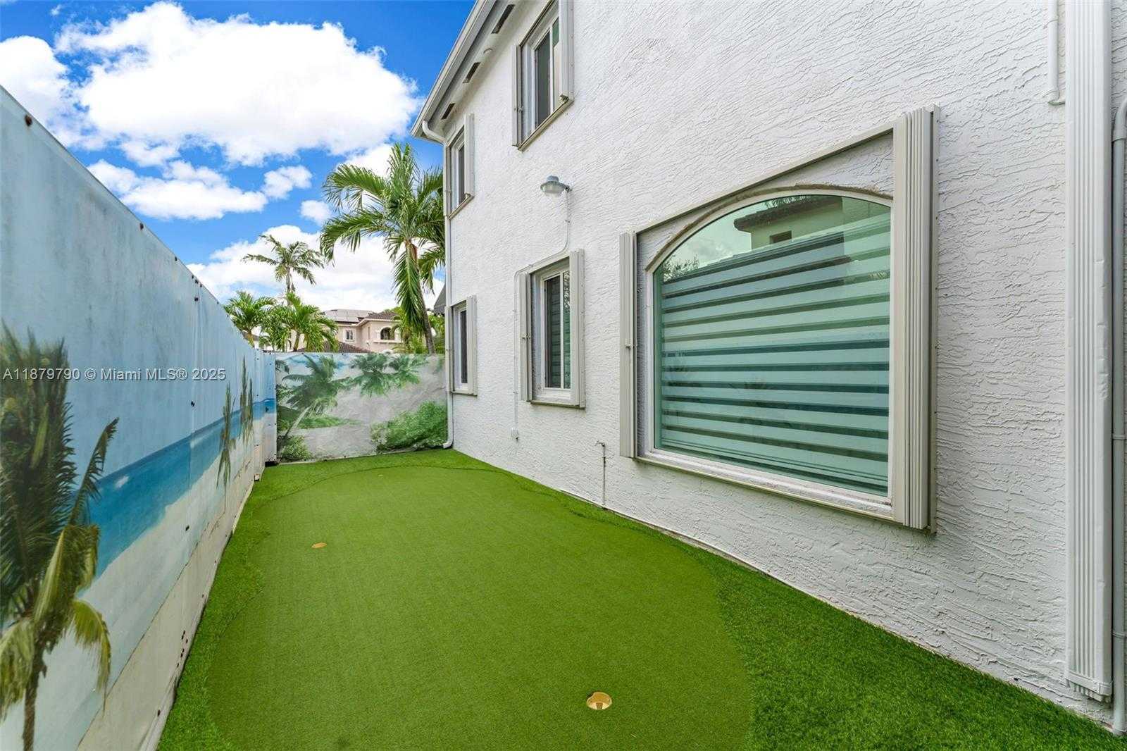 Small Image of 15740 SOUTH WEST 141ST ST, Miami Number 24