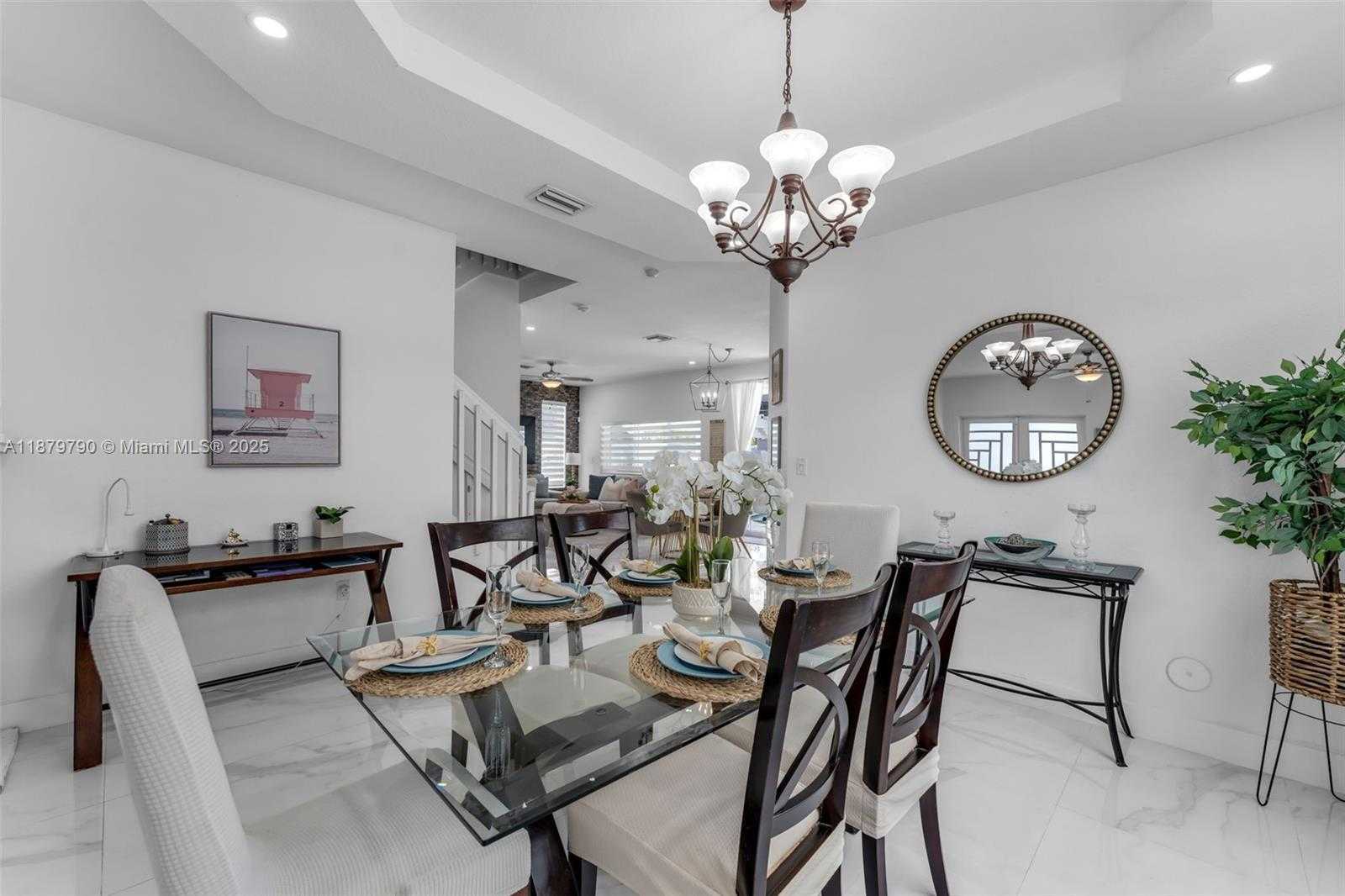 Small Image of 15740 SOUTH WEST 141ST ST, Miami Number 3