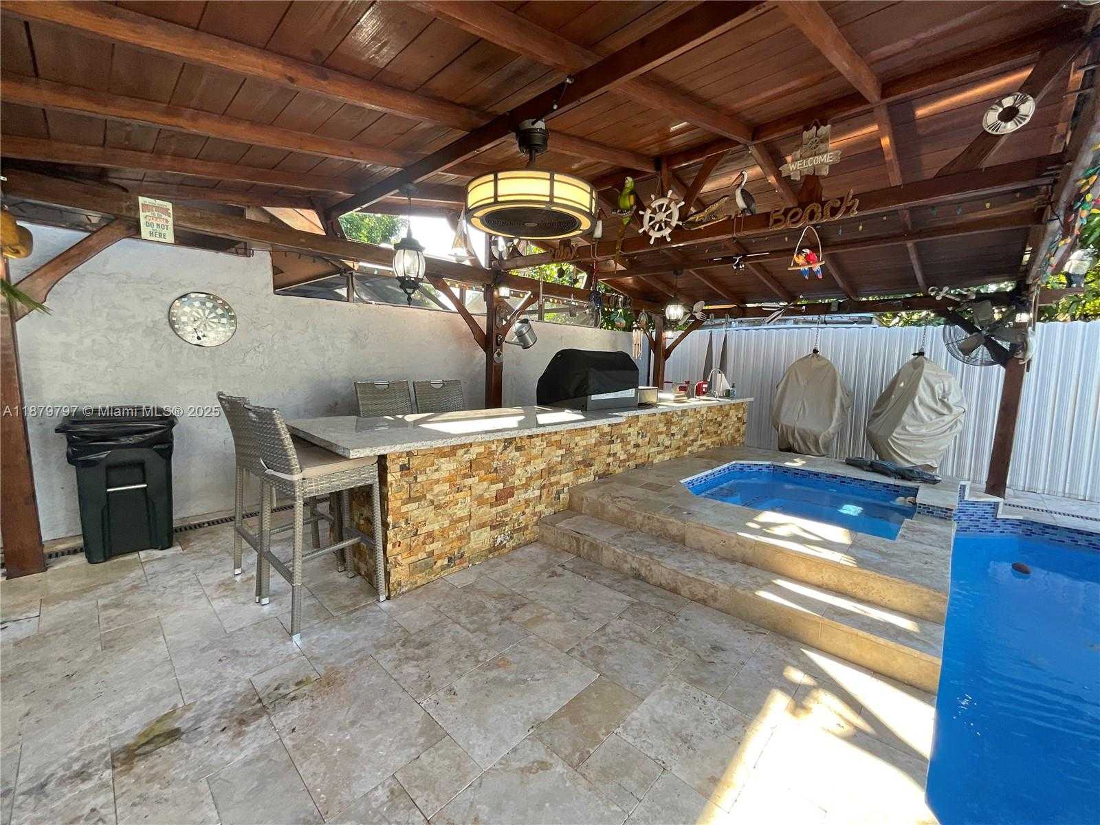 Small Image of 9710 SOUTH WEST 13TH ST #9710, Pembroke Pines Number 16