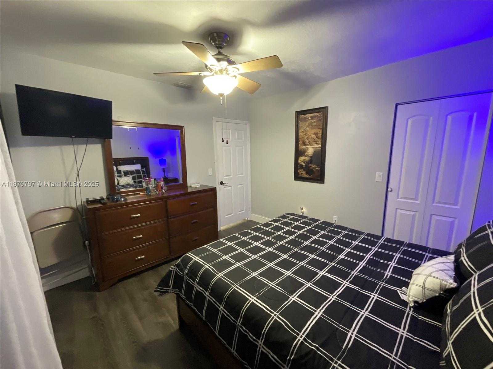 Small Image of 9710 SOUTH WEST 13TH ST #9710, Pembroke Pines Number 27