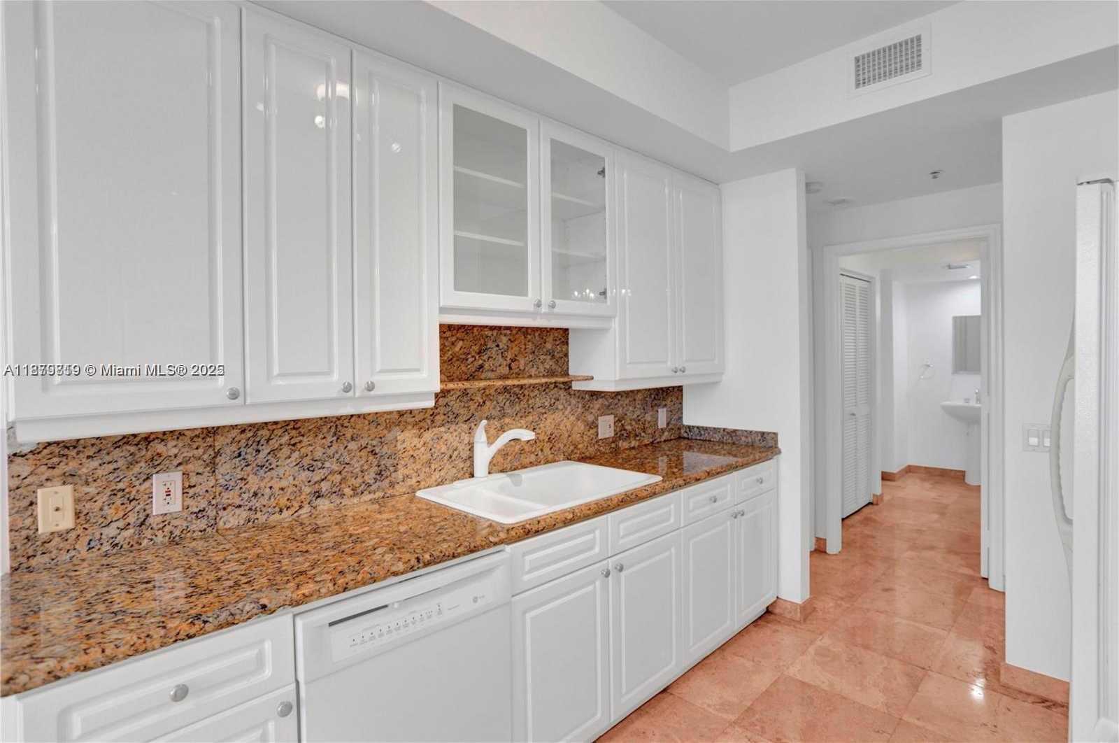 Small Image of 808 BRICKELL KEY DR #3105, Miami Number 19