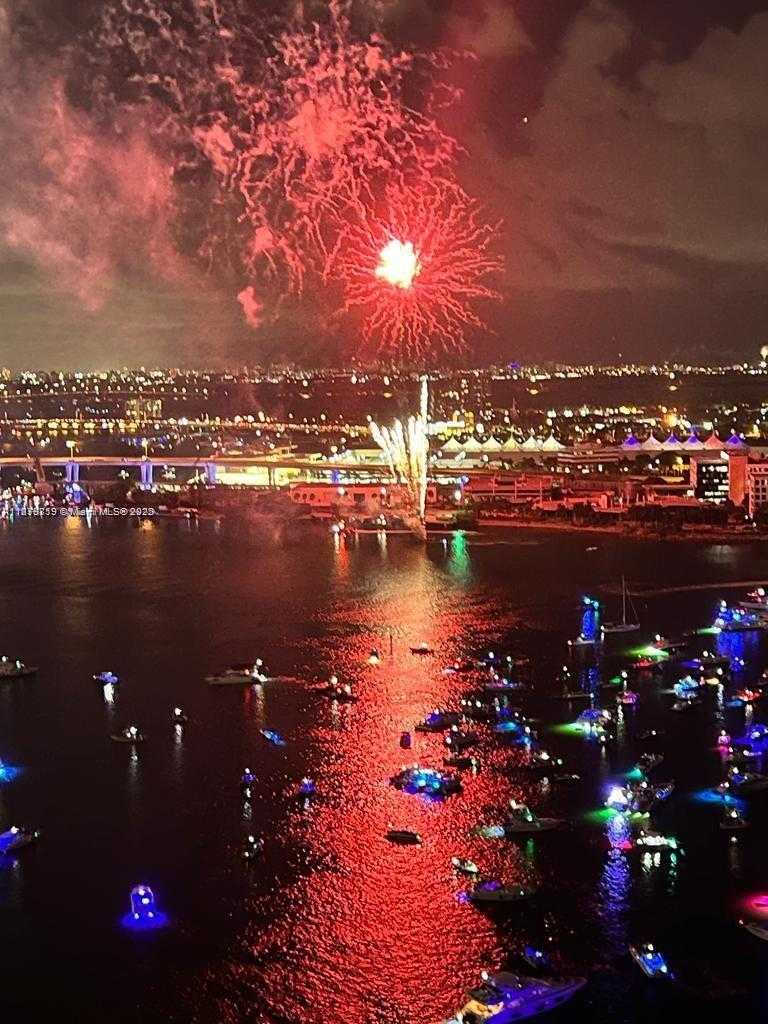 Small Image of 808 BRICKELL KEY DR #3105, Miami Number 36