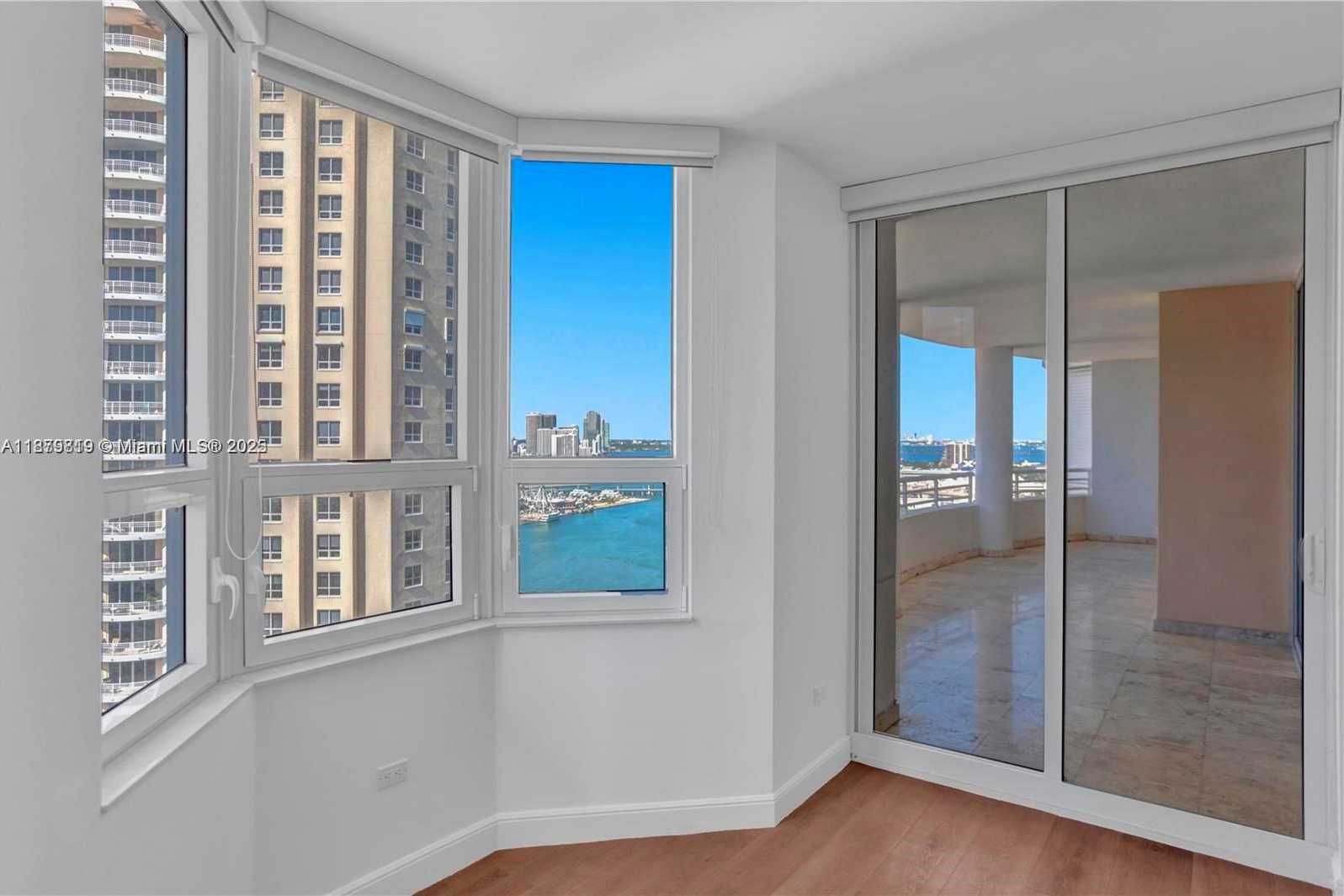 Small Image of 808 BRICKELL KEY DR #3105, Miami Number 8