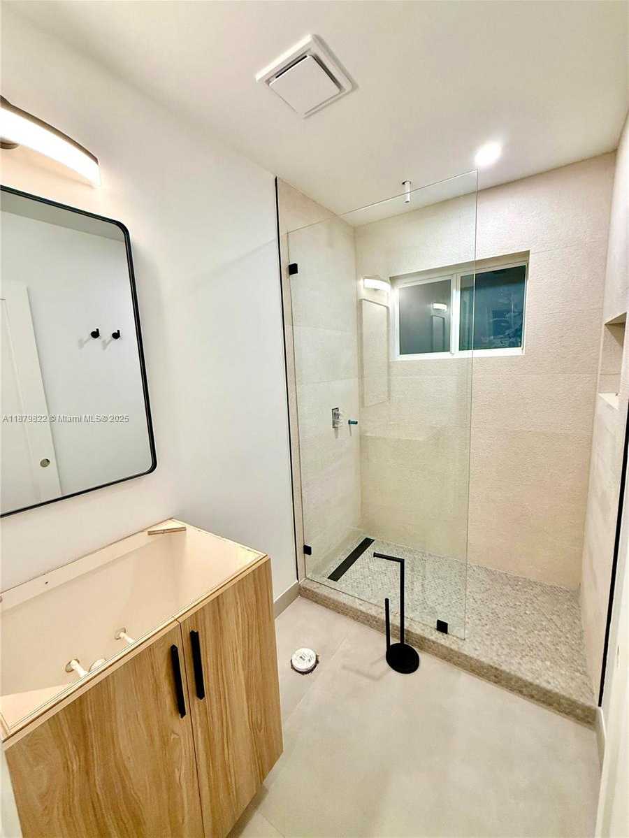 Small Image of 5700 NORTH WEST 8 AVE, Miami Number 6