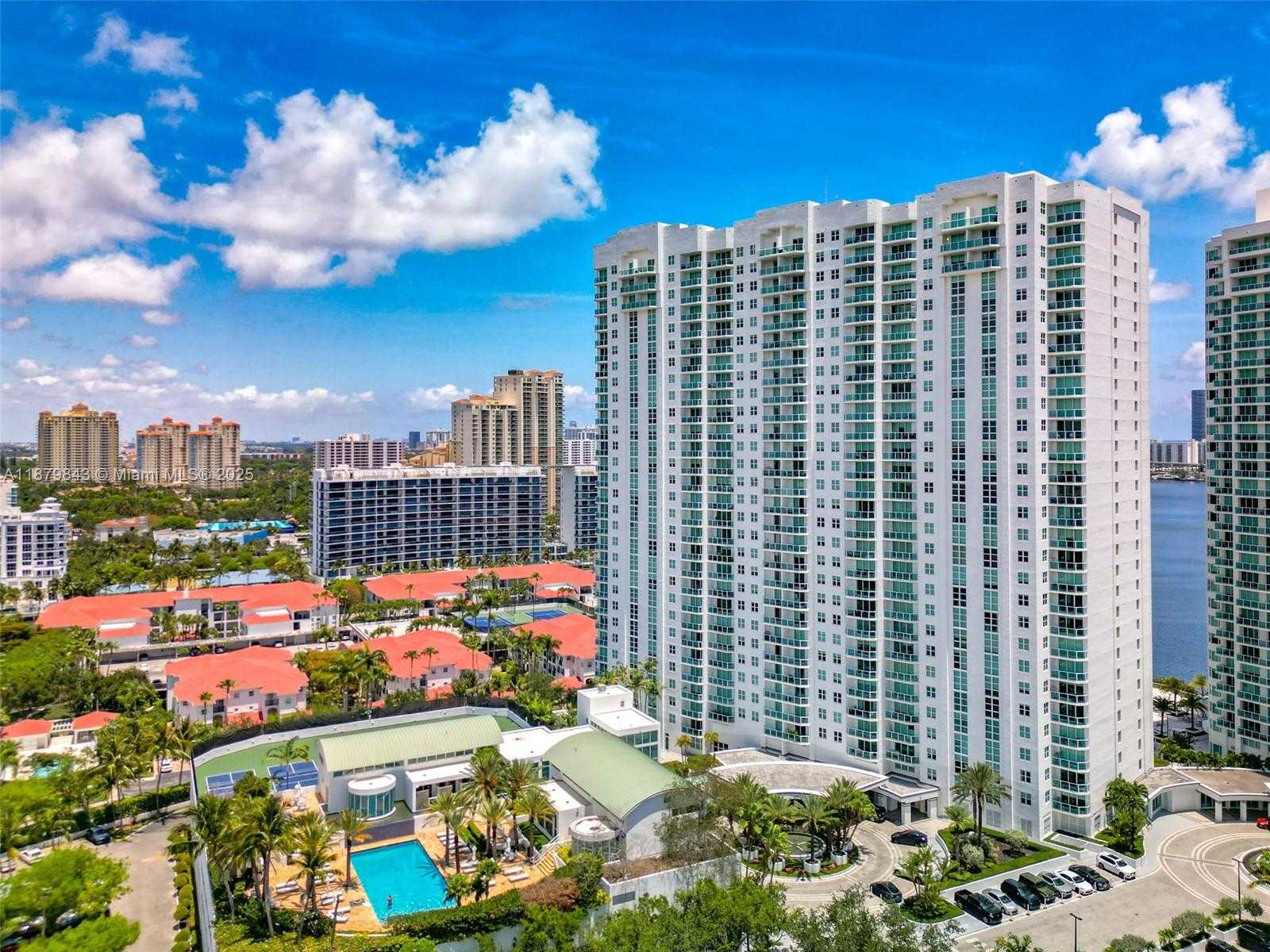 Small Image of 3301 NORTH EAST 183RD ST #1805, Aventura Number 42