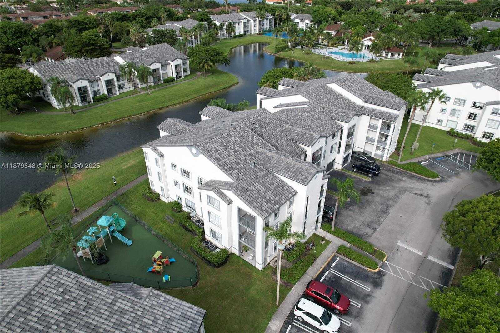 Small Image of 4360 NORTH WEST 107TH AVE #204, Doral Number 19