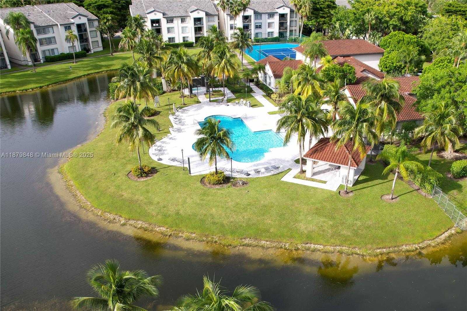 Small Image of 4360 NORTH WEST 107TH AVE #204, Doral Number 22