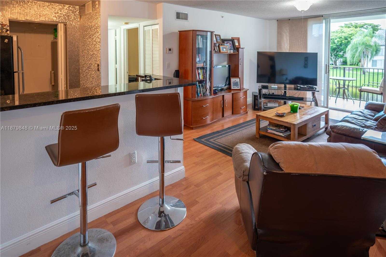 Small Image of 4360 NORTH WEST 107TH AVE #204, Doral Number 6