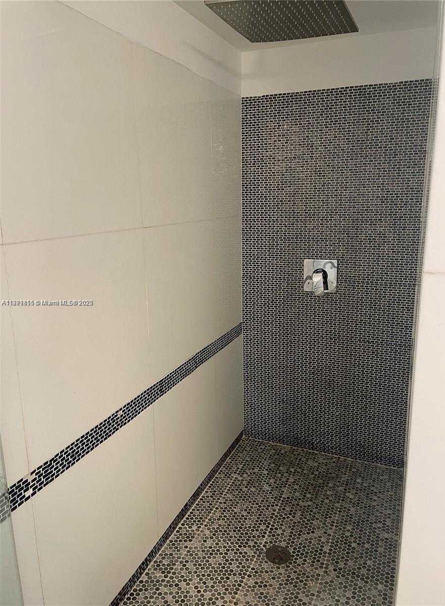 Small Image of 700 16TH ST #108, Miami Beach Number 10
