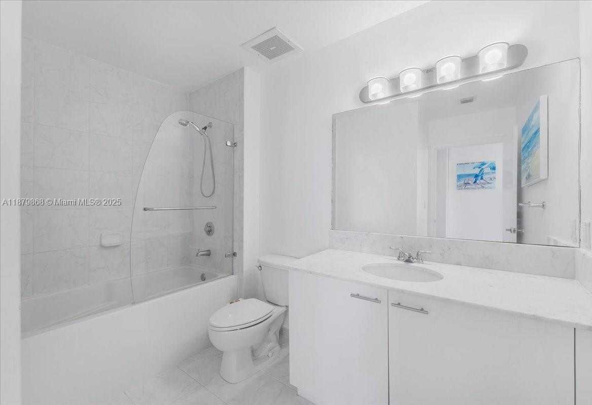 Small Image of 133 NORTH EAST 2ND AVE #3601, Miami Number 40