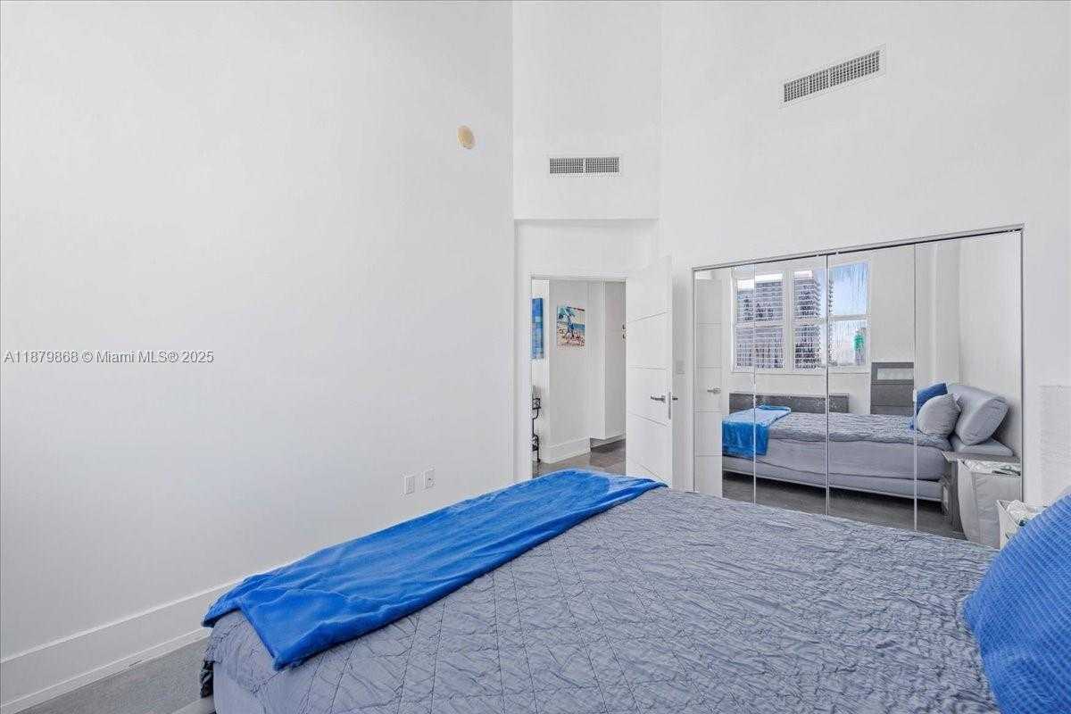 Small Image of 133 NORTH EAST 2ND AVE #3601, Miami Number 45