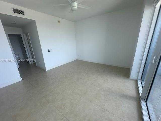 Small Image of 60 SOUTH WEST 13TH ST #4407, Miami Number 11