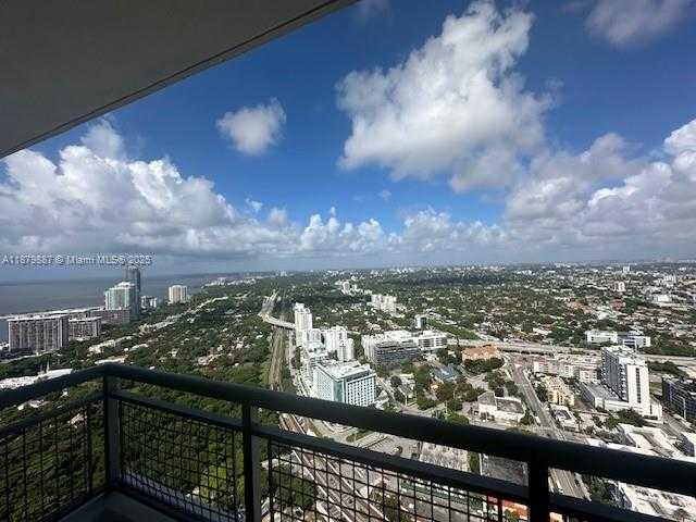 Small Image of 60 SOUTH WEST 13TH ST #4407, Miami Number 22