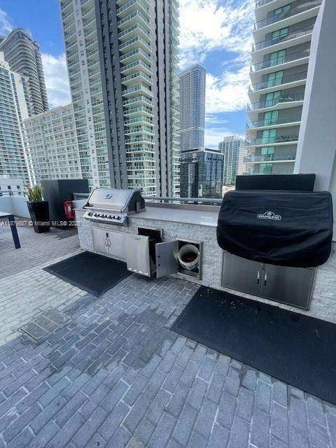 Small Image of 60 SOUTH WEST 13TH ST #4407, Miami Number 26
