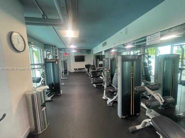 Small Image of 60 SOUTH WEST 13TH ST #4407, Miami Number 27