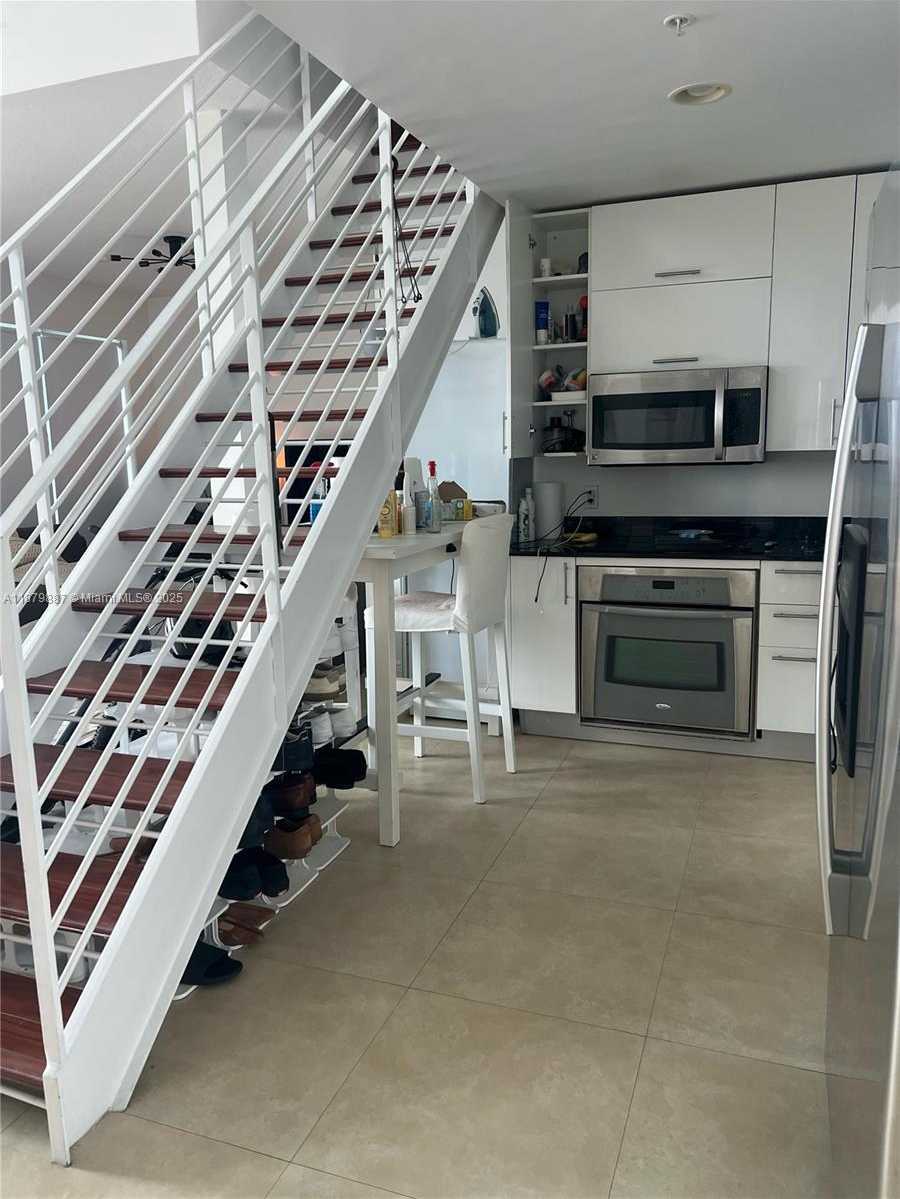 Small Image of 60 SOUTH WEST 13TH ST #4407, Miami Number 33