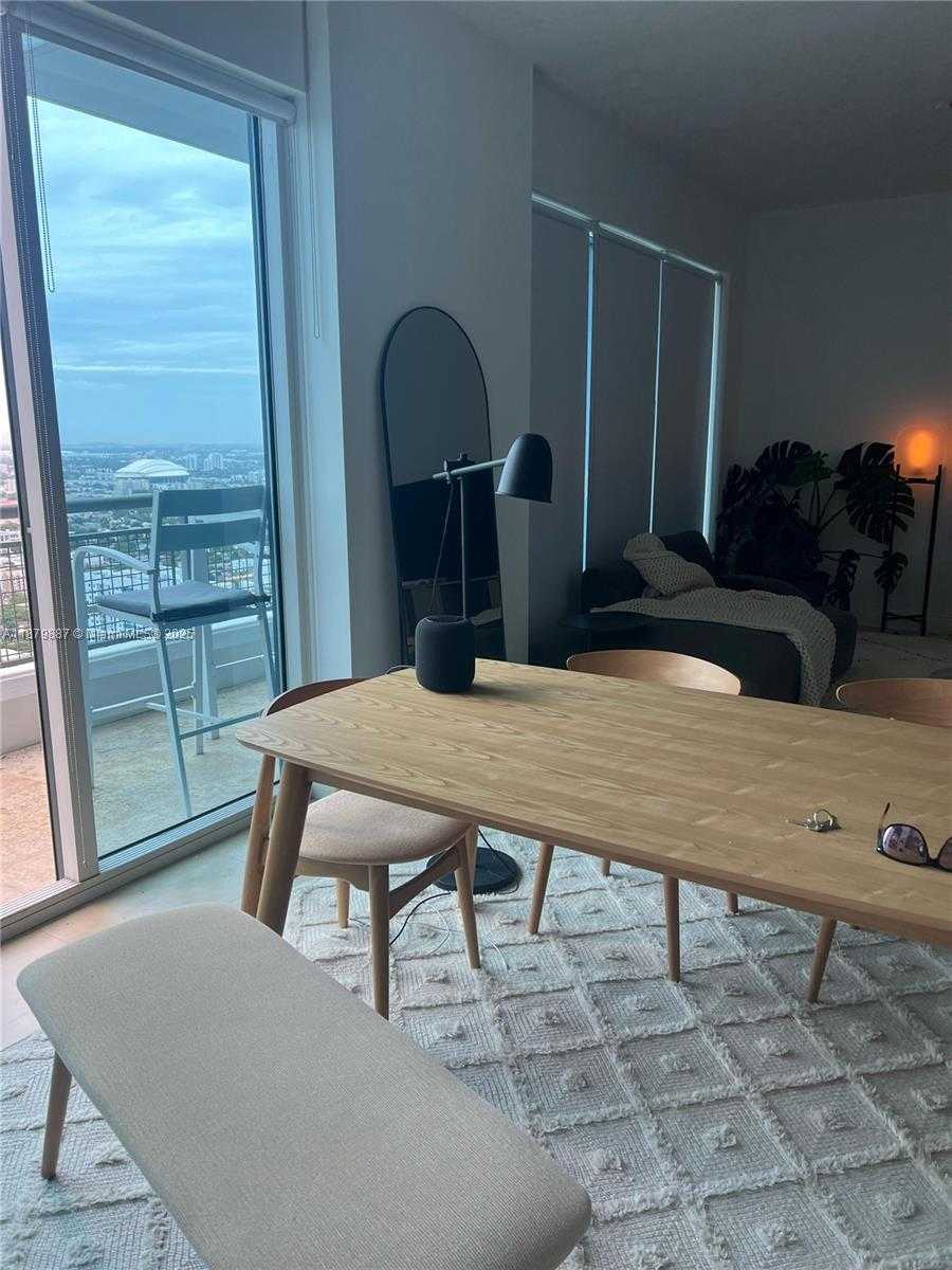 Small Image of 60 SOUTH WEST 13TH ST #4407, Miami Number 39