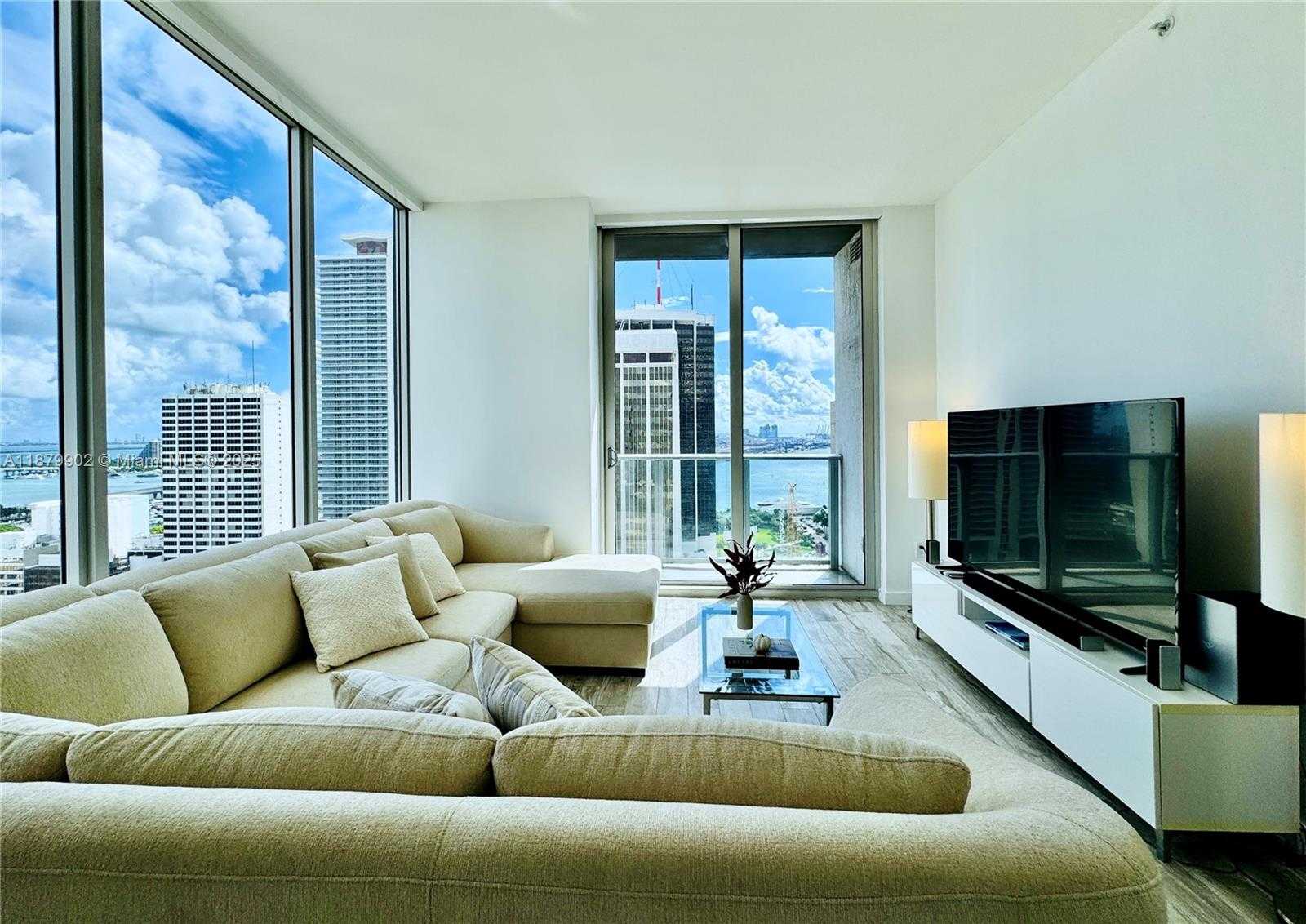 Small Image of Miami Number 5
