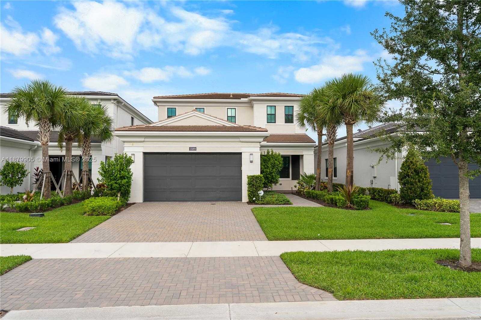 Small Image of 13189 FABERGE PL, Palm Beach Gardens Number 2