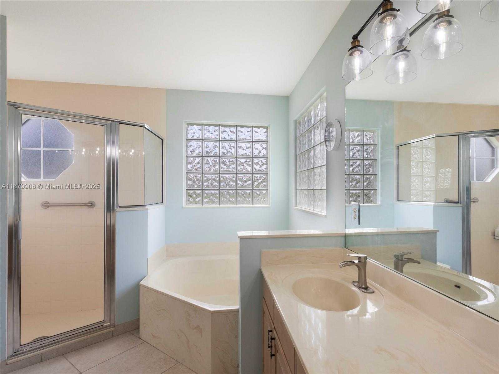 Small Image of 2549 EGRET LAKE DR, Green Acres Number 17